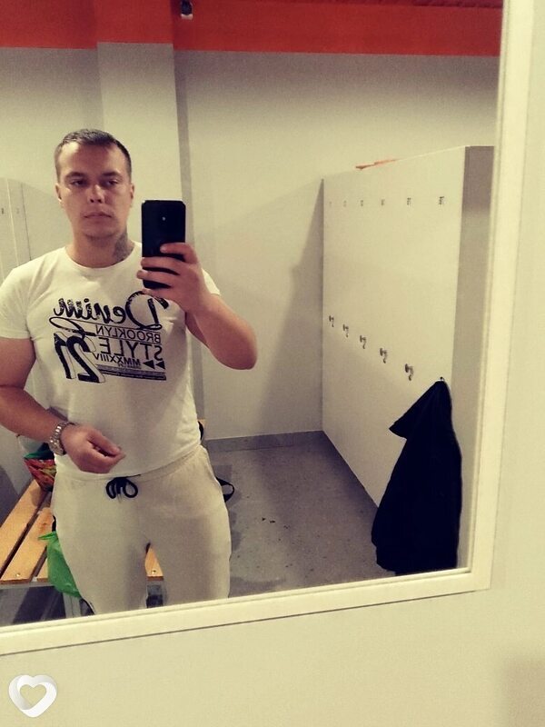 Михаил, 30, Пскове — анкета №2145170