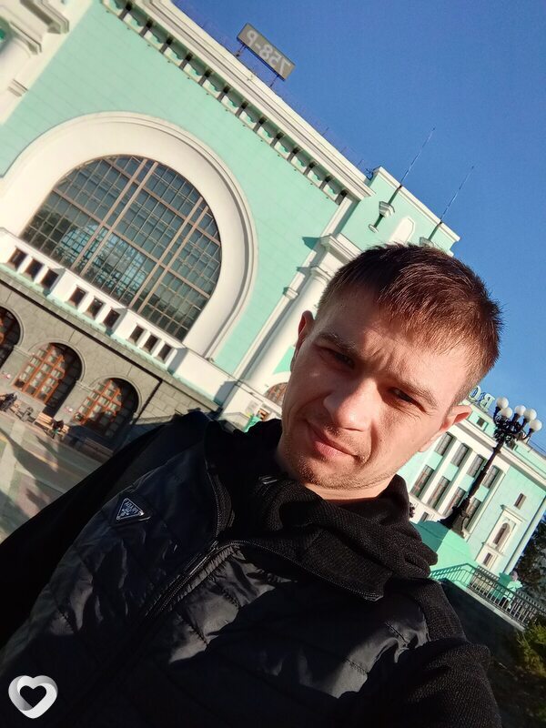 Антон, 27, Рыбинске — анкета №2167842