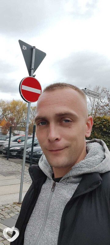 Dmytro, Хемниц