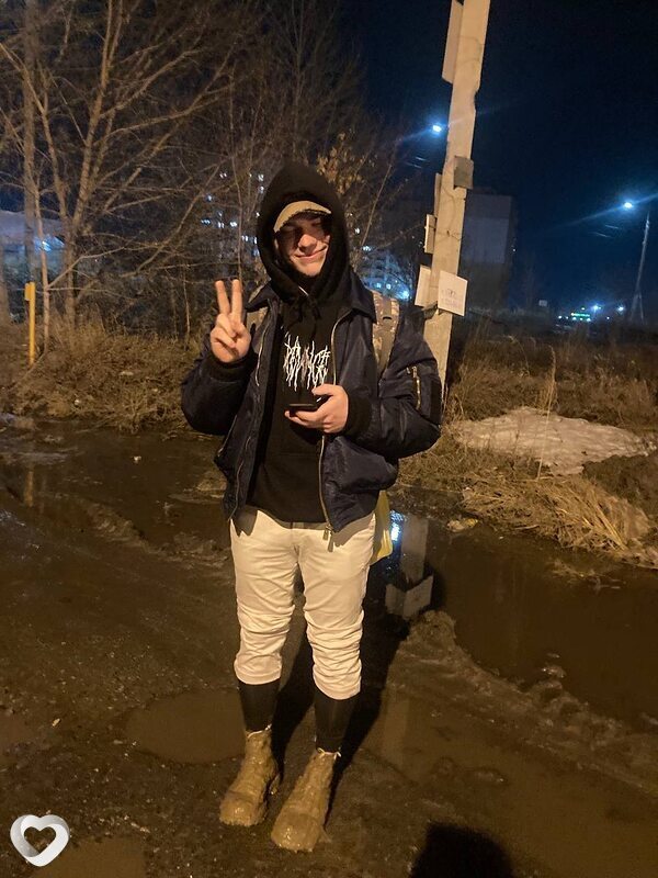 Максим, 20, Новосибирске — анкета №2145637