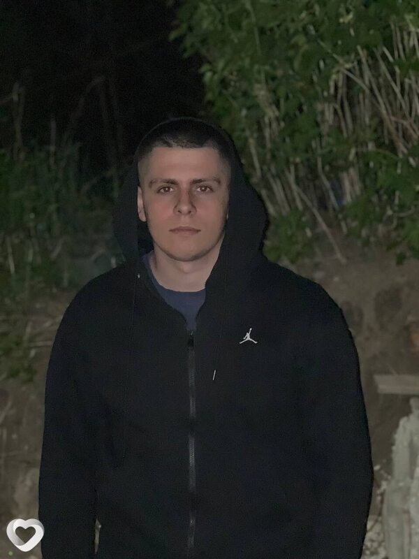 Артём, 26, Москве — анкета №2146358