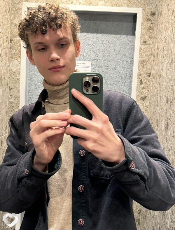 Глеб, 20, Санкт-Петербурге — анкета №2168430
