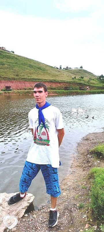 Витек, 25, Красноярске — анкета №2145786