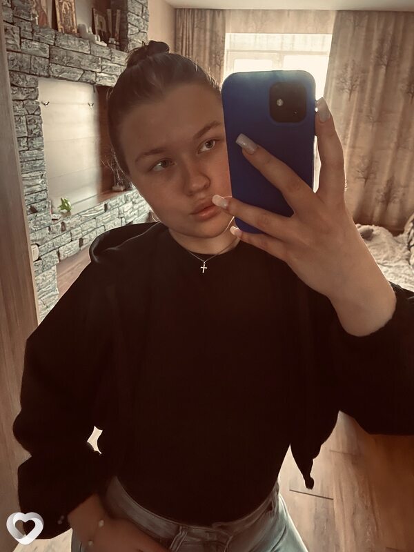 Карина, 19, Комсомольске-на-Амуре — анкета №2168251