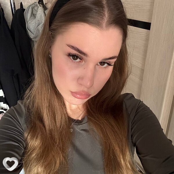 Ксения, 19, Смоленске — анкета №2146296