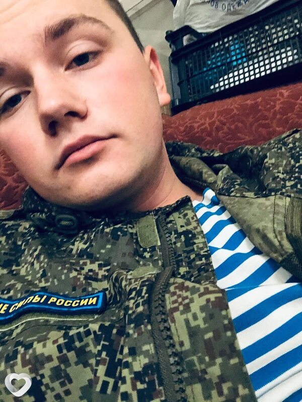 Лёша, 21, Старом Осколе — анкета №2168304