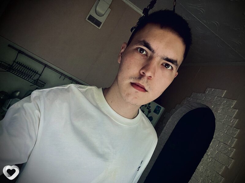 Конмтантин, 21, Чебоксарах — анкета №2146474