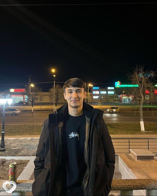 Элнур, 22, Москве — анкета №2146638
