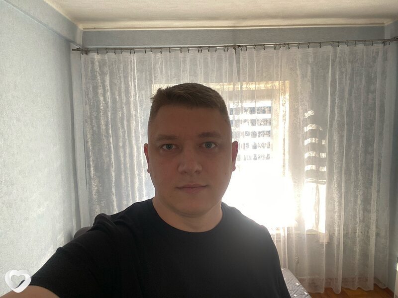 Артём, 38, Энергодаре — анкета №2147524