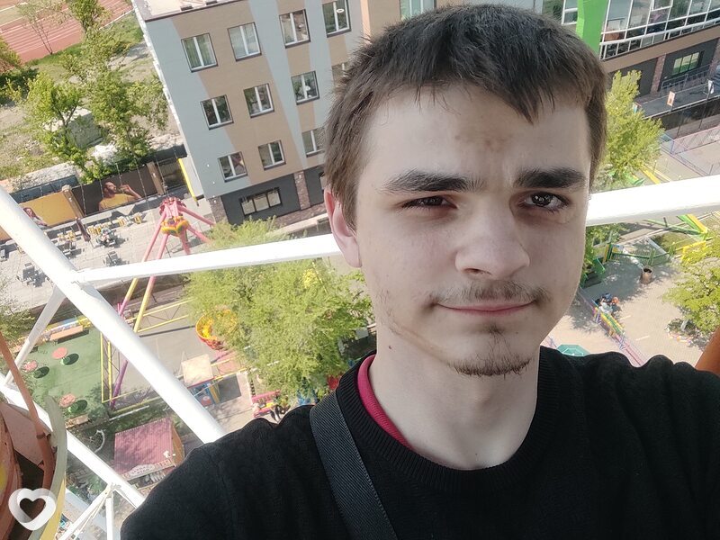 Михаил, 24, Лесозаводске — анкета №2168649
