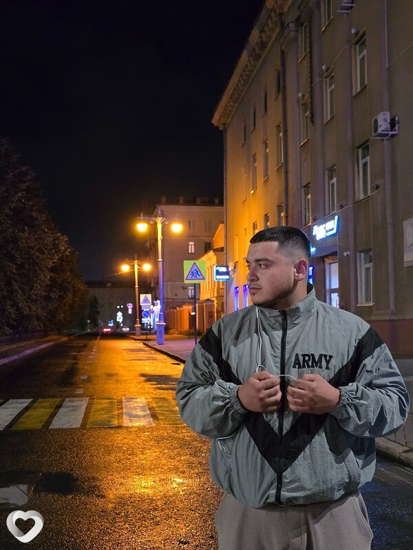 Азиз Каримов, 23, Кемерове — анкета №2146721