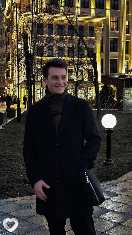 Артём, 22, Москве — анкета №2147633