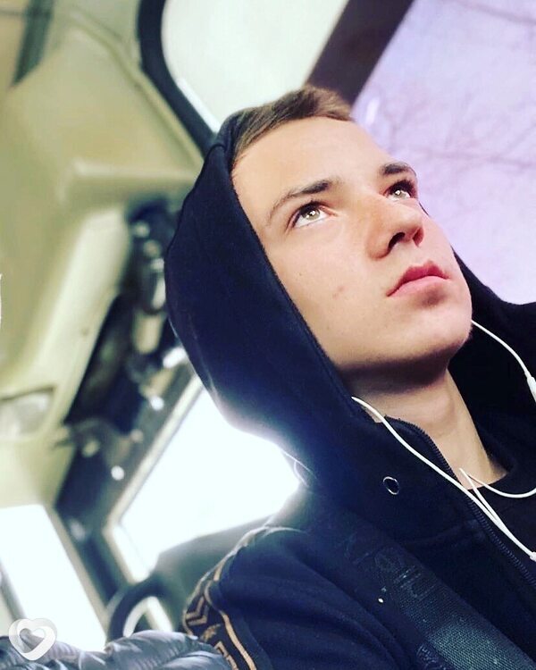 Ринат, 23, Новороссийске — анкета №2147755