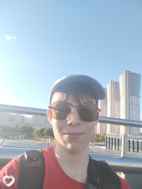 Ярослав, 26, Москве — анкета №2148112