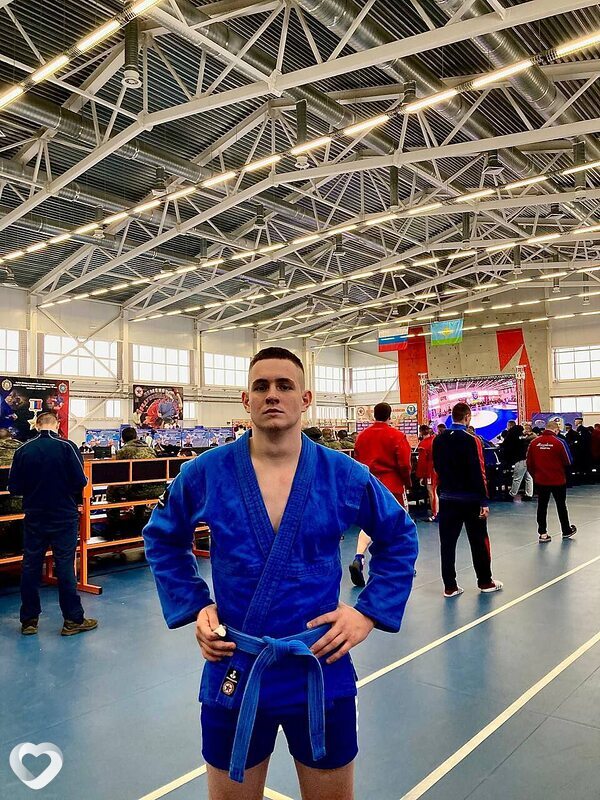 Артём, 23, Ульяновске — анкета №2148526
