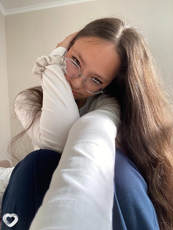 Кира, 21, Екатеринбурге — анкета №2148296
