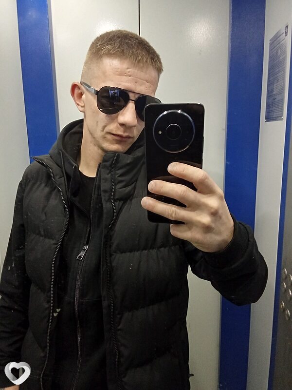 Олег, 28, Иркутске — анкета №2169584