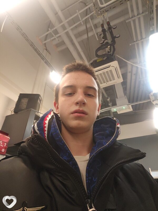 Глеб, 20, Москве — анкета №2148600