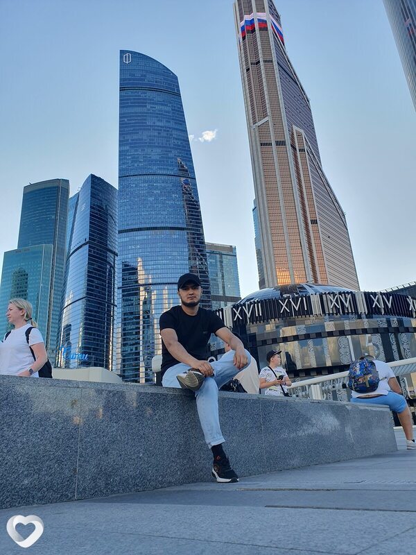 Амир, 26, Москве — анкета №2169956