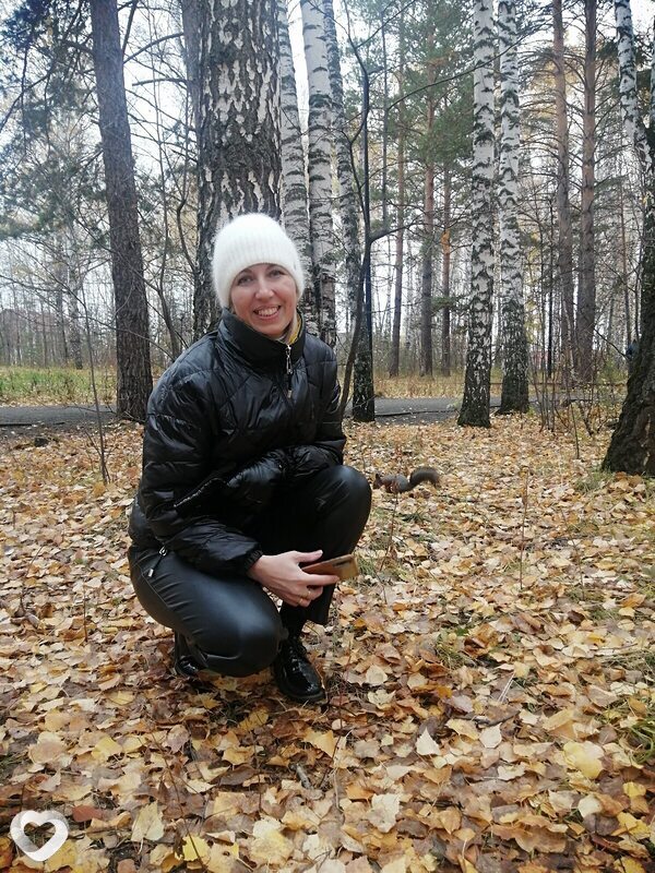 Елена, Кызыл