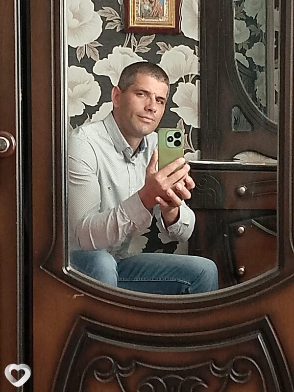 Виктор, 40, Столине — анкета №2149652