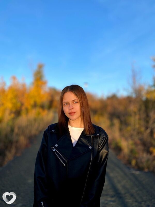 Алина, 24, Тулуне — анкета №2149715