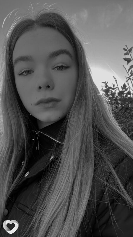 Яна, 19, Москве — анкета №2150185