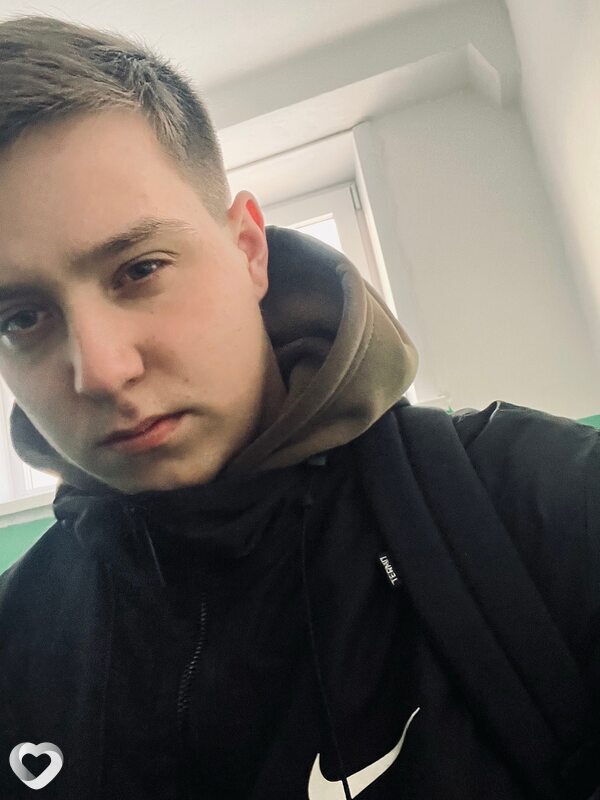 Паша, 19, Кемерове — анкета №2150149