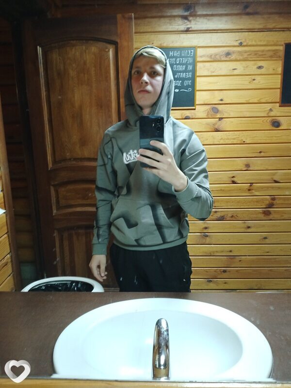 Юрий, 22, Кобрине — анкета №2150242