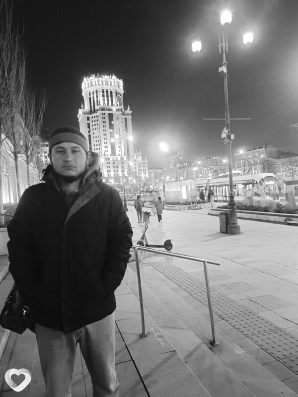 Сардор, 21, Москве — анкета №2150268