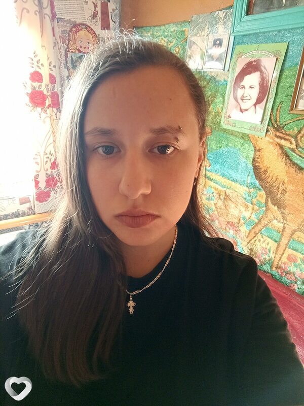 Вера, 20, Ливнах — анкета №2150677