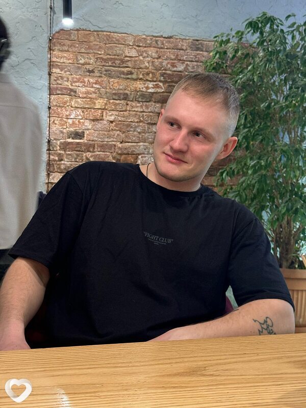 Эдуард, 27, Астрахани — анкета №2150247