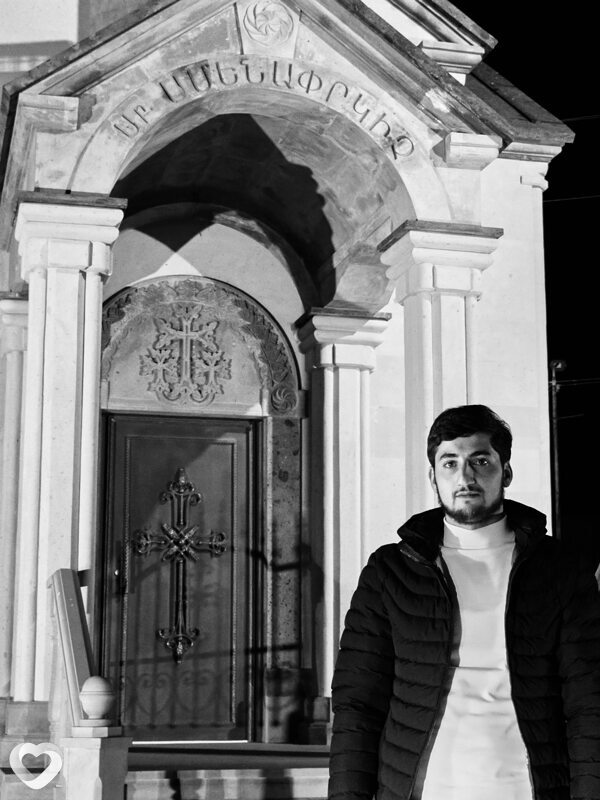 Егише, 27, Барнауле — анкета №2150542