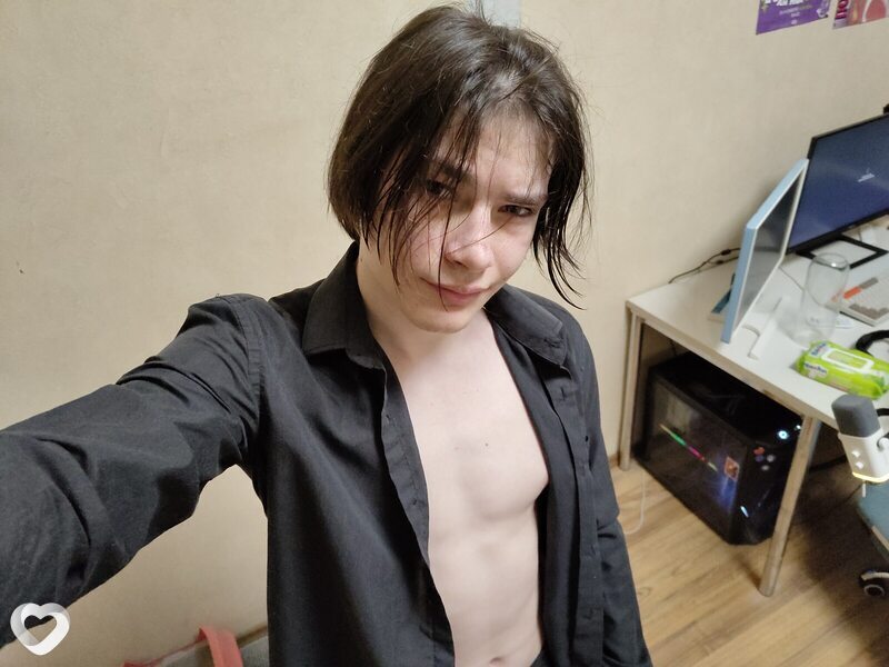 Яков, 19, Москве — анкета №2171148
