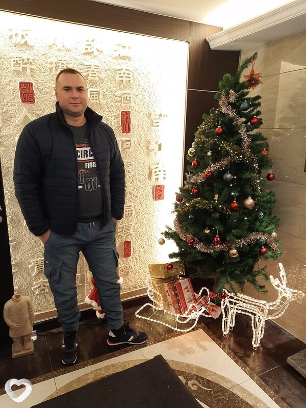 Максим, 37, Харькове — анкета №2151289