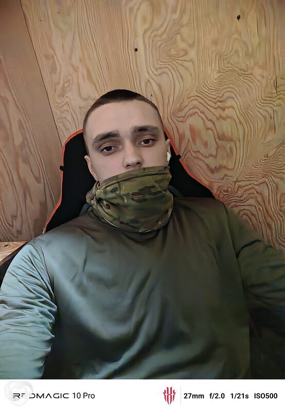 Макс, 22, Снежном — анкета №2151487