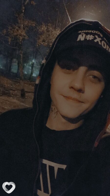 Александр, 23, Донецке — анкета №2151761