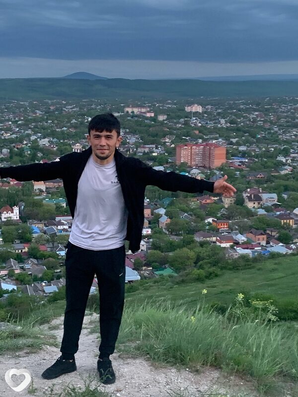 Джони, 29, Пятигорске — анкета №2171730