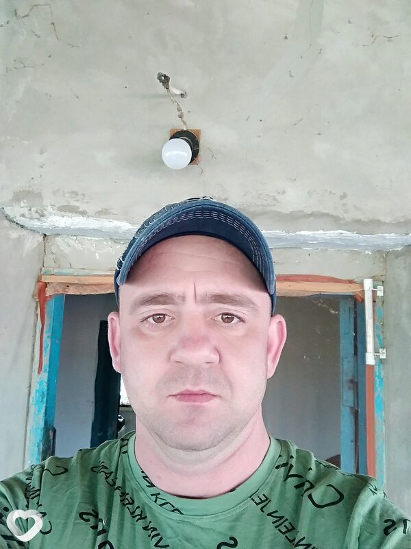 Виталя, 36, Новокубанске — анкета №2171549