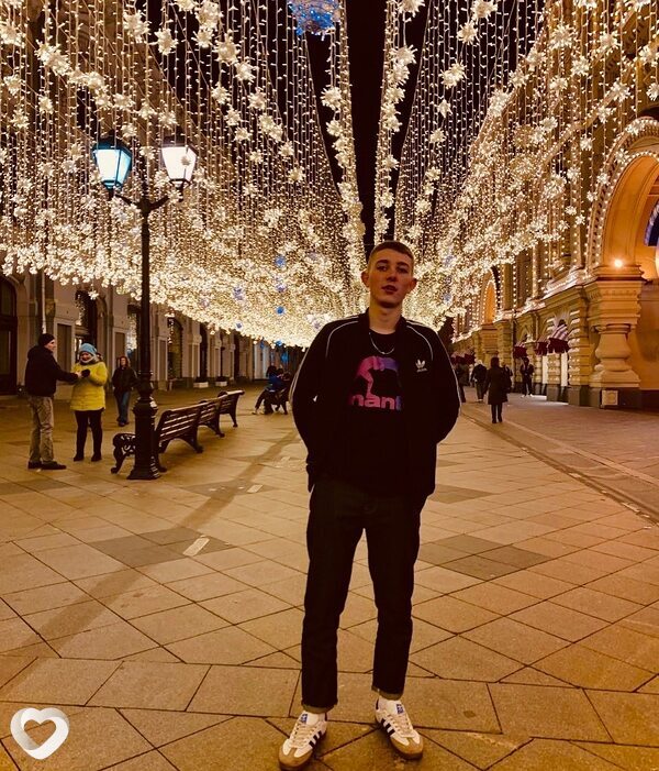 Михаил, 20, Кировграде — анкета №2172216