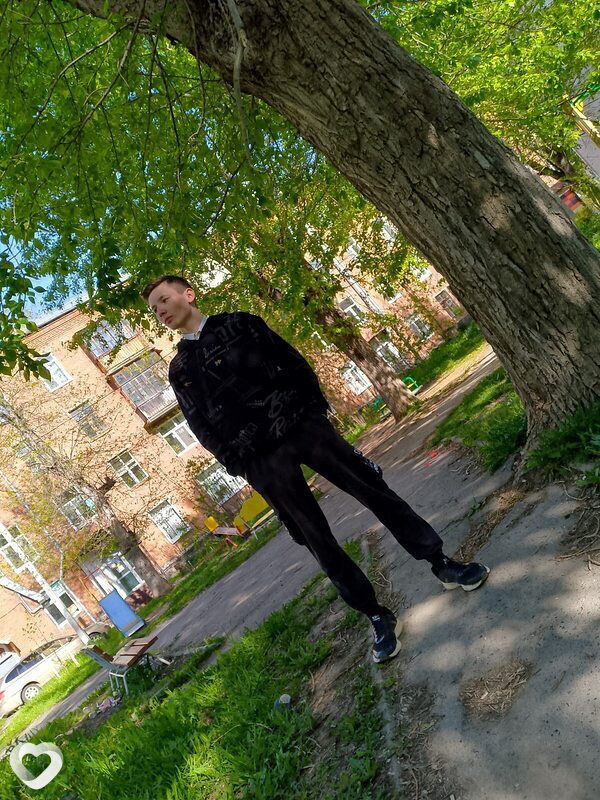 Алексей, 19, Перми — анкета №2172196