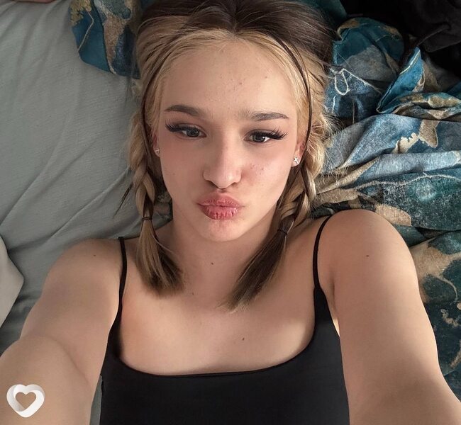 Мария, 20, Великом Новгороде — анкета №2172619