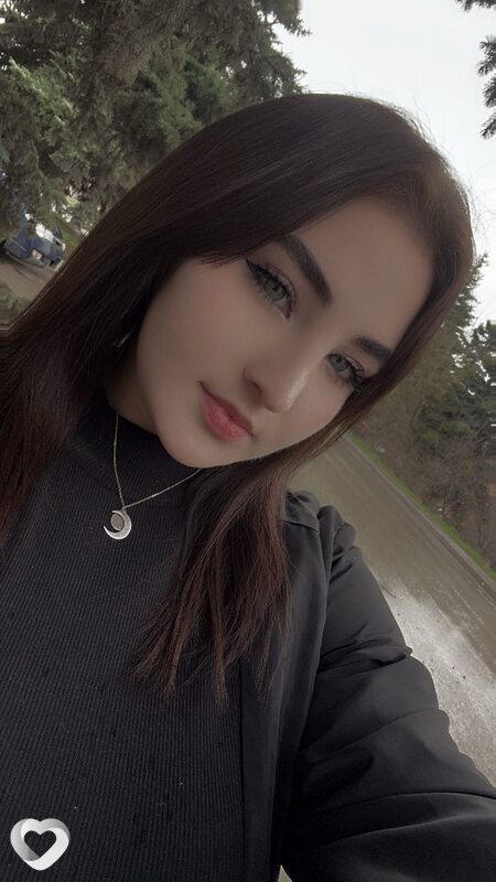 Ангелина, 21, Ростове-на-Дону — анкета №2173375