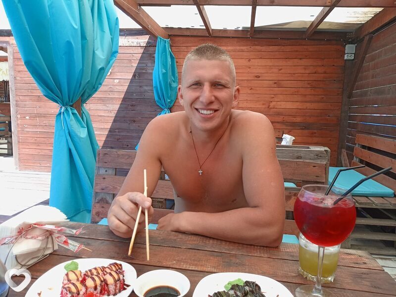 Артём, Рощино
