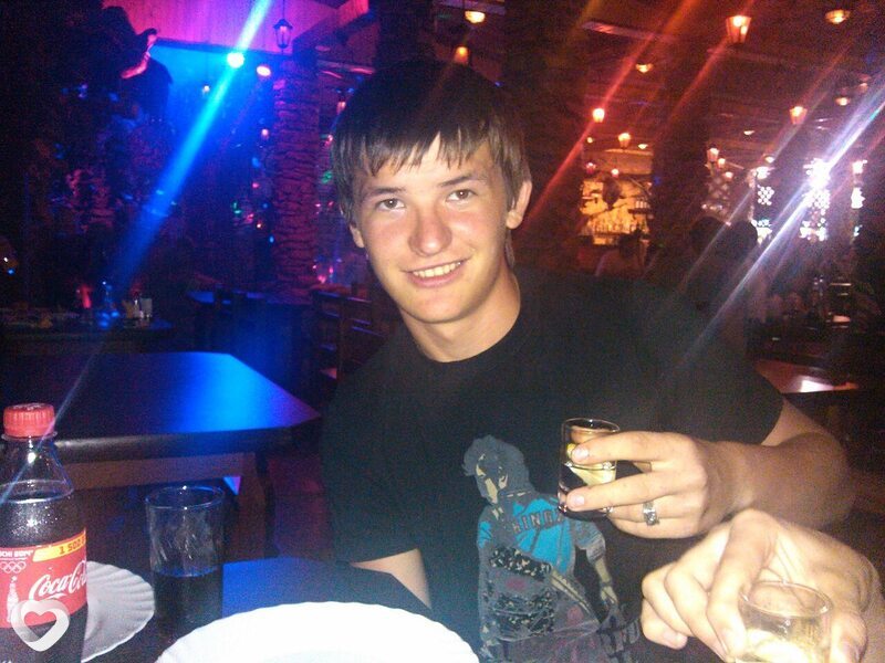 Андрей, 30, Лесосибирске — анкета №2173447