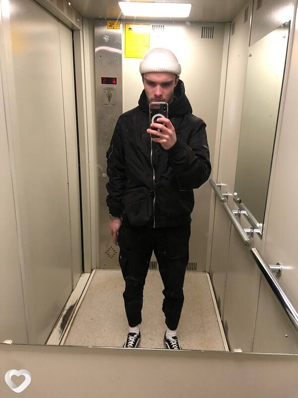 Антон, 20, Ульяновске — анкета №2173551