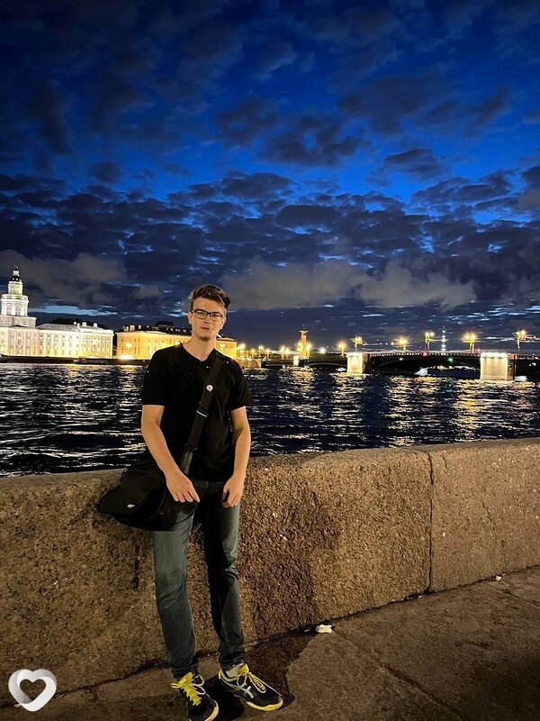 Иван, 21, Минске — анкета №2173710