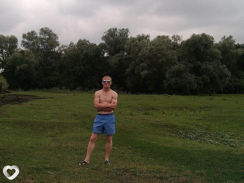 Блондин, Николаев