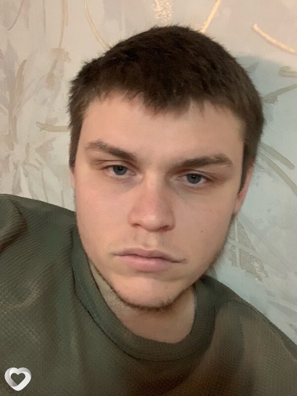 Артём, 24, Оренбурге — анкета №2174354