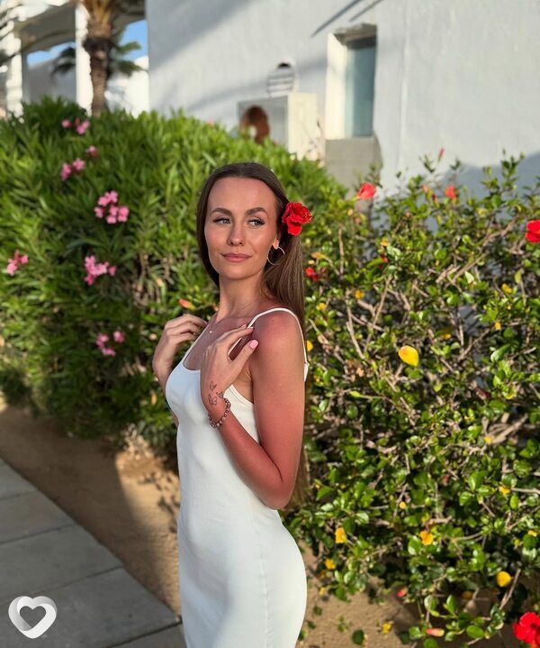 Карина, 24, Томске — анкета №2173943